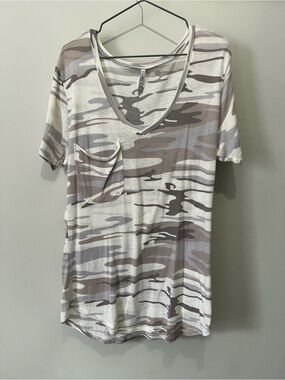 Z-Supply Camo V-Neck T-Shirt